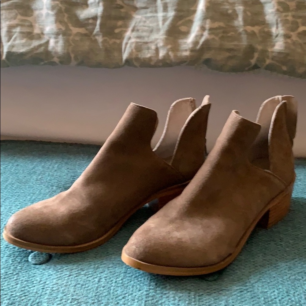 Steve Madden booties